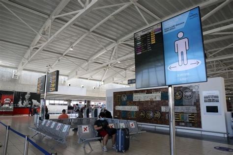 larnaca international airport arrivals today.